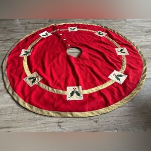 Wool blend Festive Red Tree Skirt with Gold Trim holly christmas xmas holiday